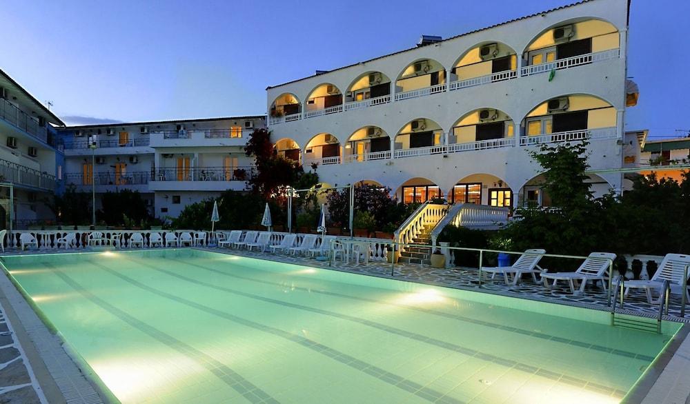 Gouvia Hotel Exterior photo